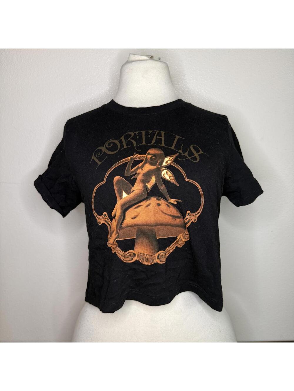 Melanie Martinez Portals Graphic Crop T-Shirt